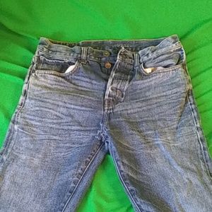 Men's H&M 30x32. Faded blue jeans. Button fly
